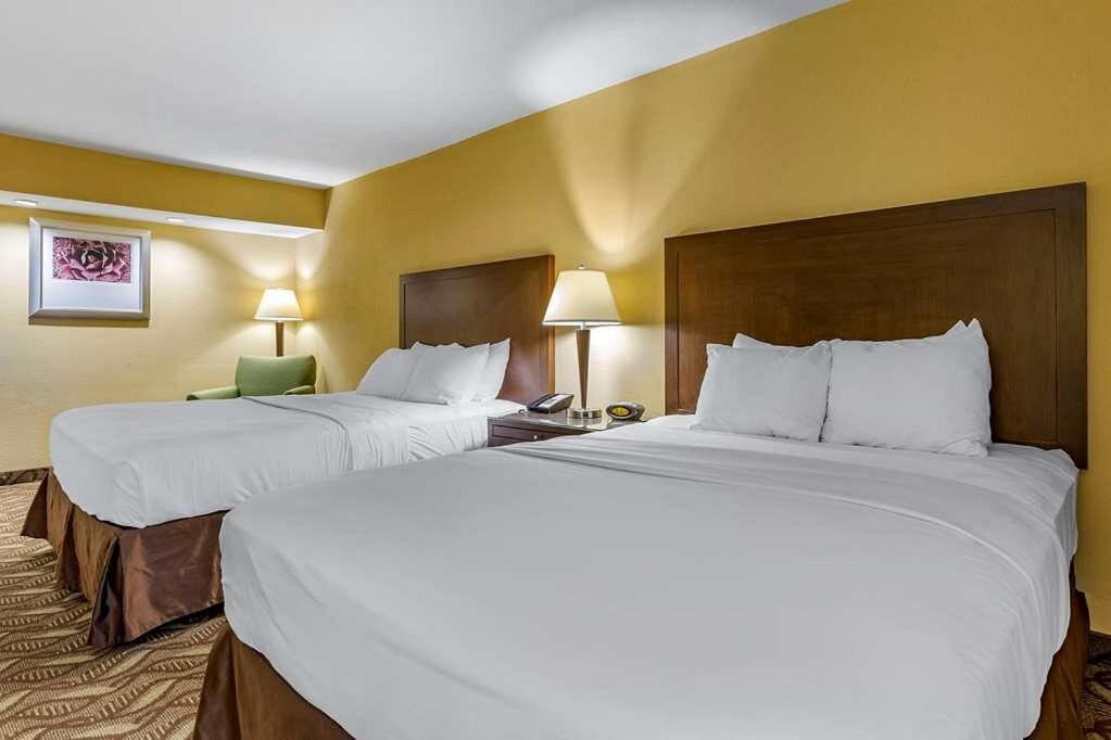 Clarion Inn & Suites, Roswell Eksteriør bilde