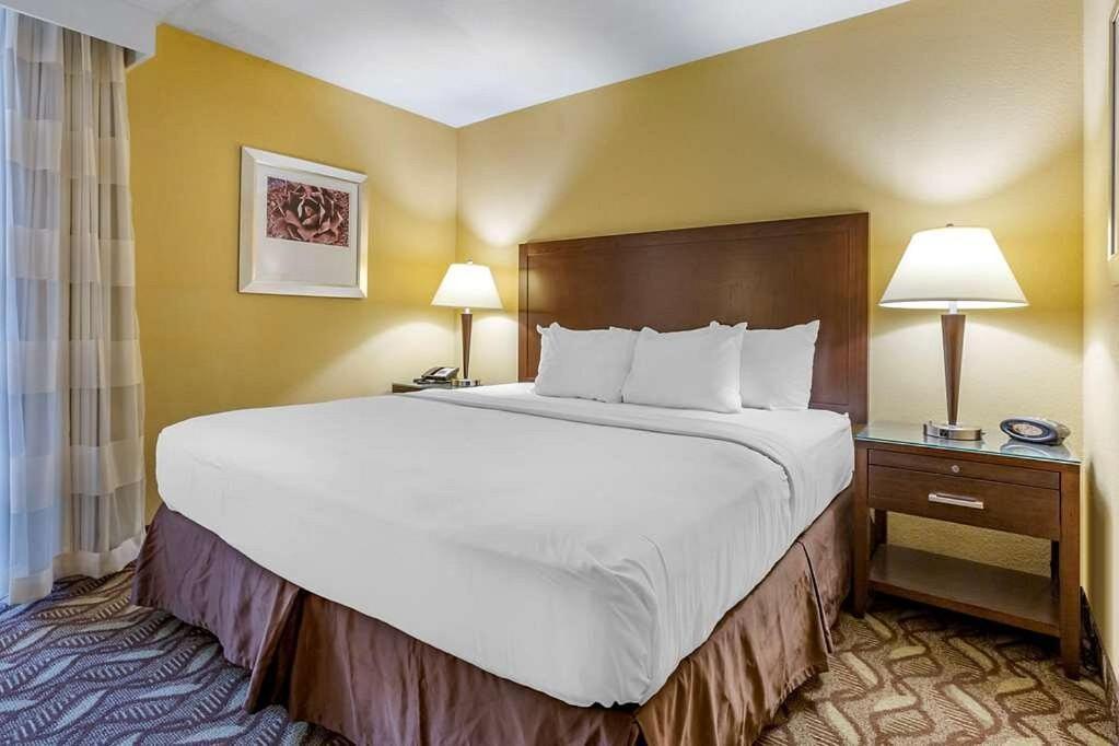 Clarion Inn & Suites, Roswell Eksteriør bilde